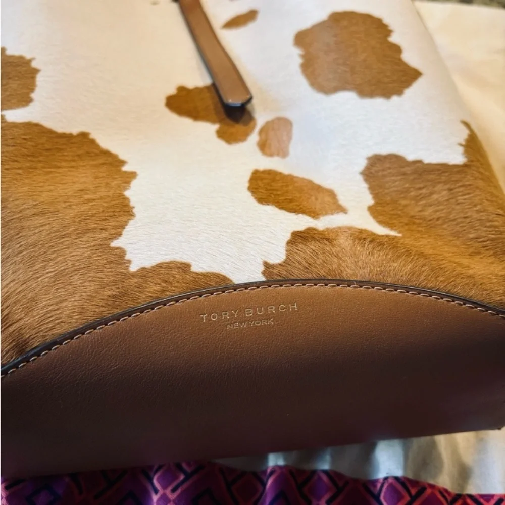 Tory Burch Rowan Natural Calf Hair Leather Bucket Bag in Pueblo Brown Cream